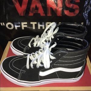 7.5W High Top Vans